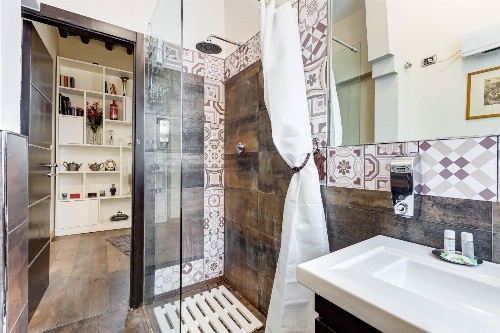 Piazza Di Spagna Fantastic Apartment image 4