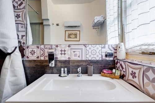 Piazza Di Spagna Fantastic Apartment image 42